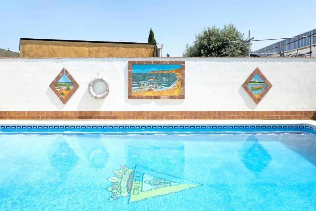 Villa Fornell - Piscina Compartida โกนิล เด ลาฟรอนเตรา ภายนอก รูปภาพ