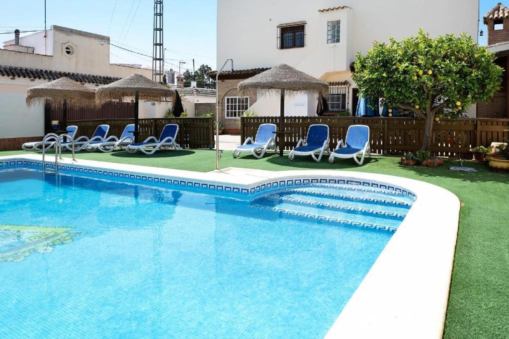 Villa Fornell - Piscina Compartida โกนิล เด ลาฟรอนเตรา ภายนอก รูปภาพ